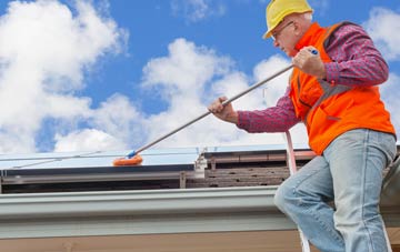 Bach Y Gwreiddyn soft wash roof cleaning